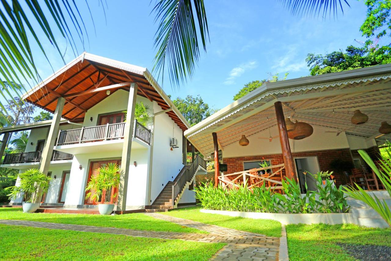 Villa Peacock Walahanduwa 外观 照片